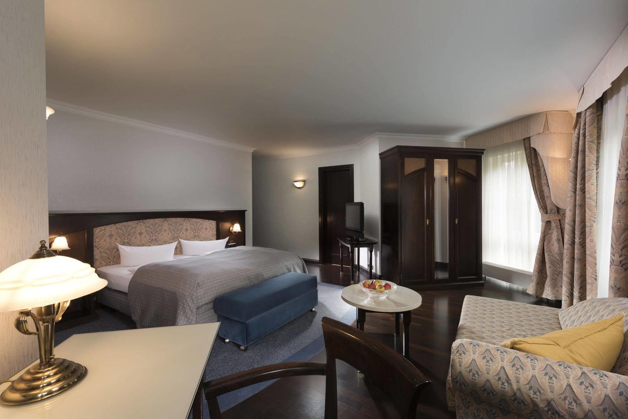 Hotel Villa Weltemuehle เดรสเดน ภายนอก รูปภาพ