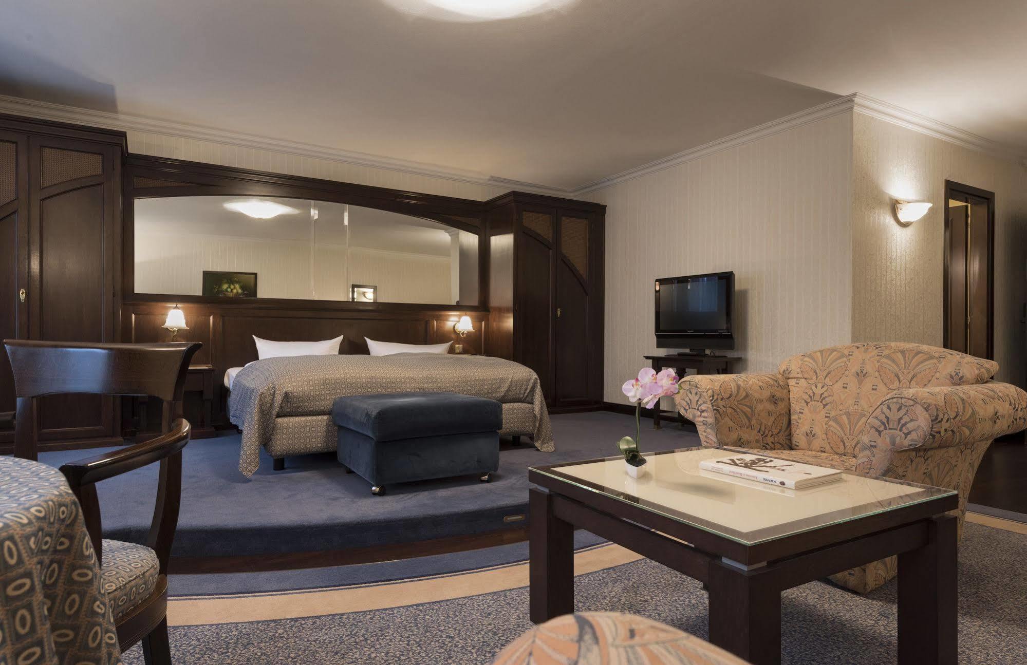Hotel Villa Weltemuehle เดรสเดน ภายนอก รูปภาพ